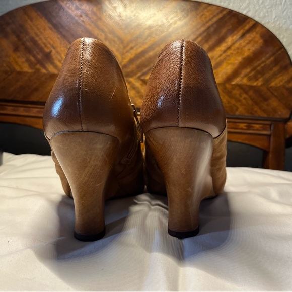 naya heels - Picture 3 of 5